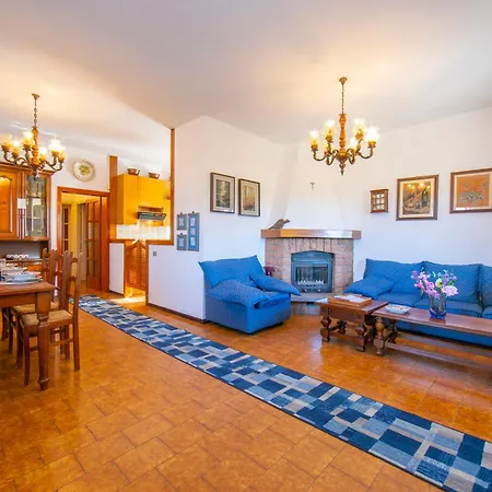 Giorgia Private Pool - Happy Villa *