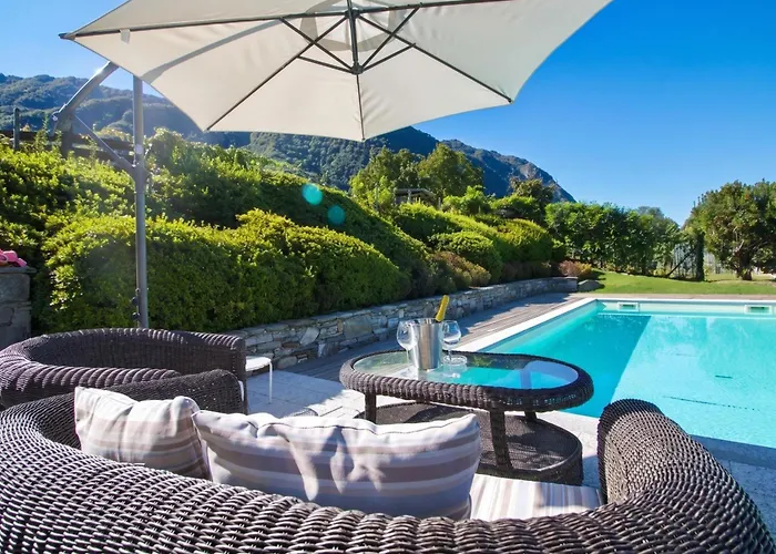 Giorgia Private Pool - Happy Castelveccana