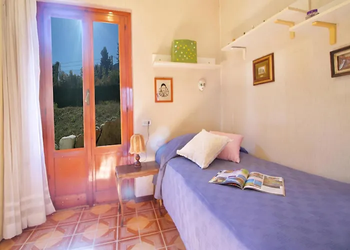 Giorgia Private Pool - Happy Villa Castelveccana