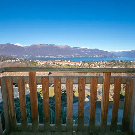 Giorgia Private Pool - Happy Villa Castelveccana