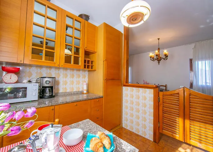 Giorgia Private Pool - Happy *